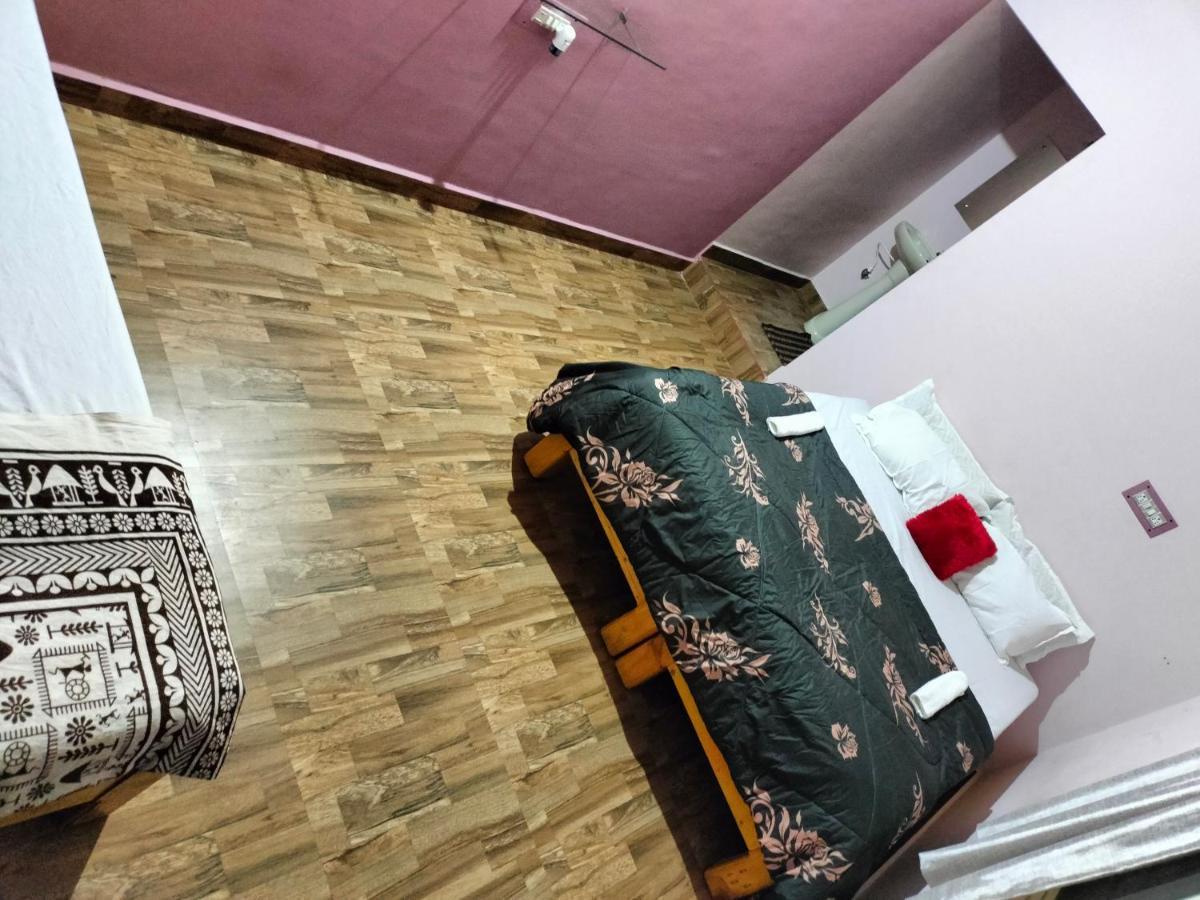 Prajwal Home Stay Hampi Buitenkant foto