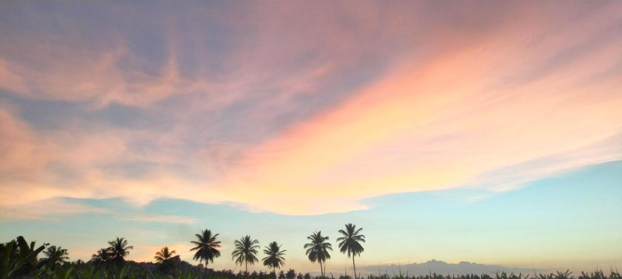 Prajwal Home Stay Hampi Buitenkant foto
