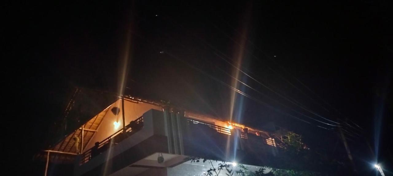 Prajwal Home Stay Hampi Buitenkant foto